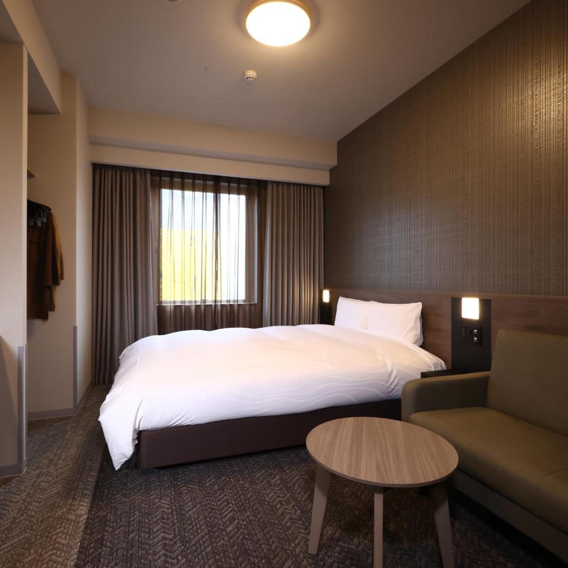 Standard, King Bed, Queen Bed