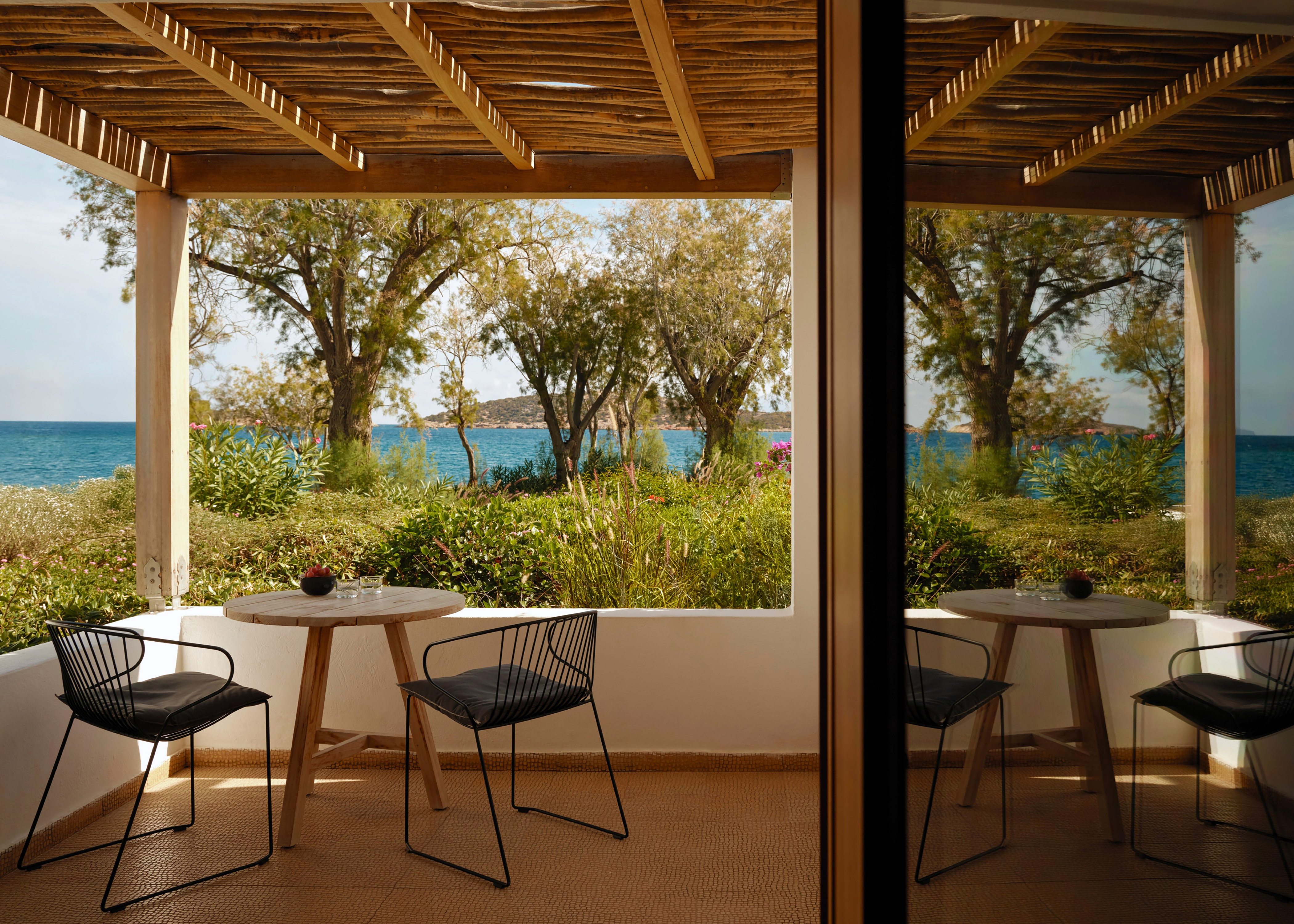 Minos Beach Art Hotel 33/63