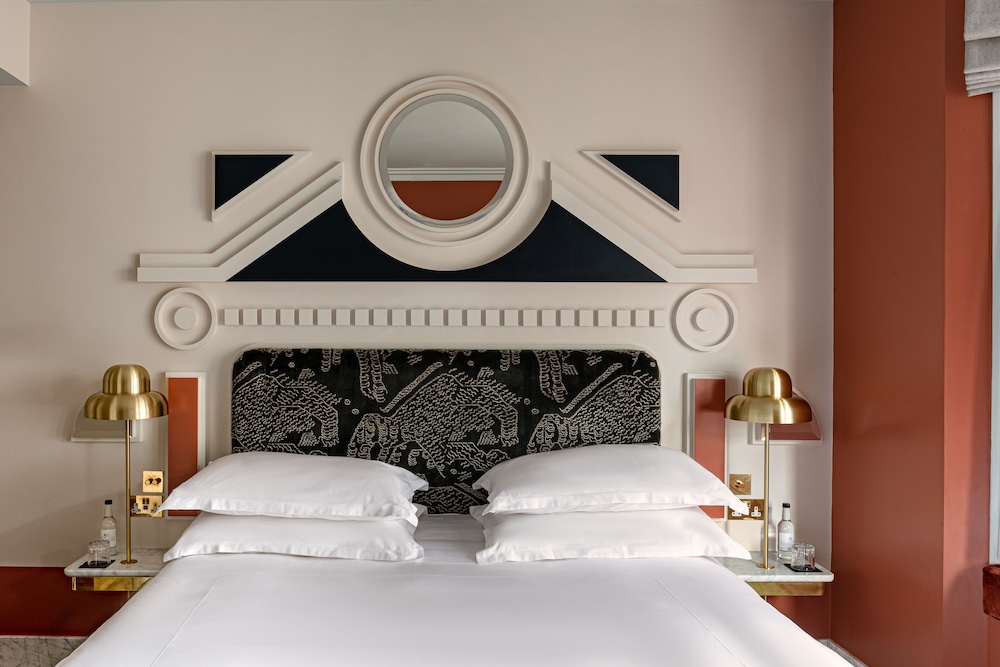 The Henrietta Hotel 32/57