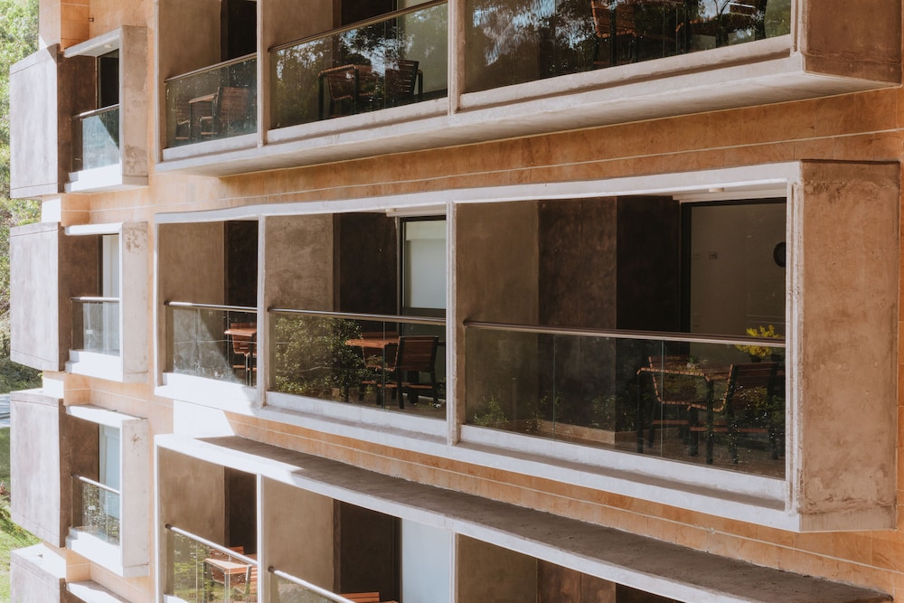 Travelers Rio Verde Living Suites 1/50