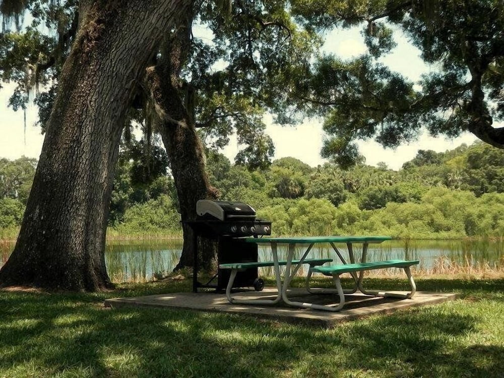 Lehigh Resort Club 39/44