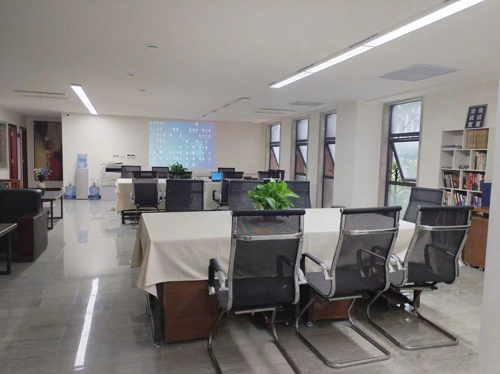 Vienna Hotel Chongqing Creative Park Shangwan Road Subway Station 20/23