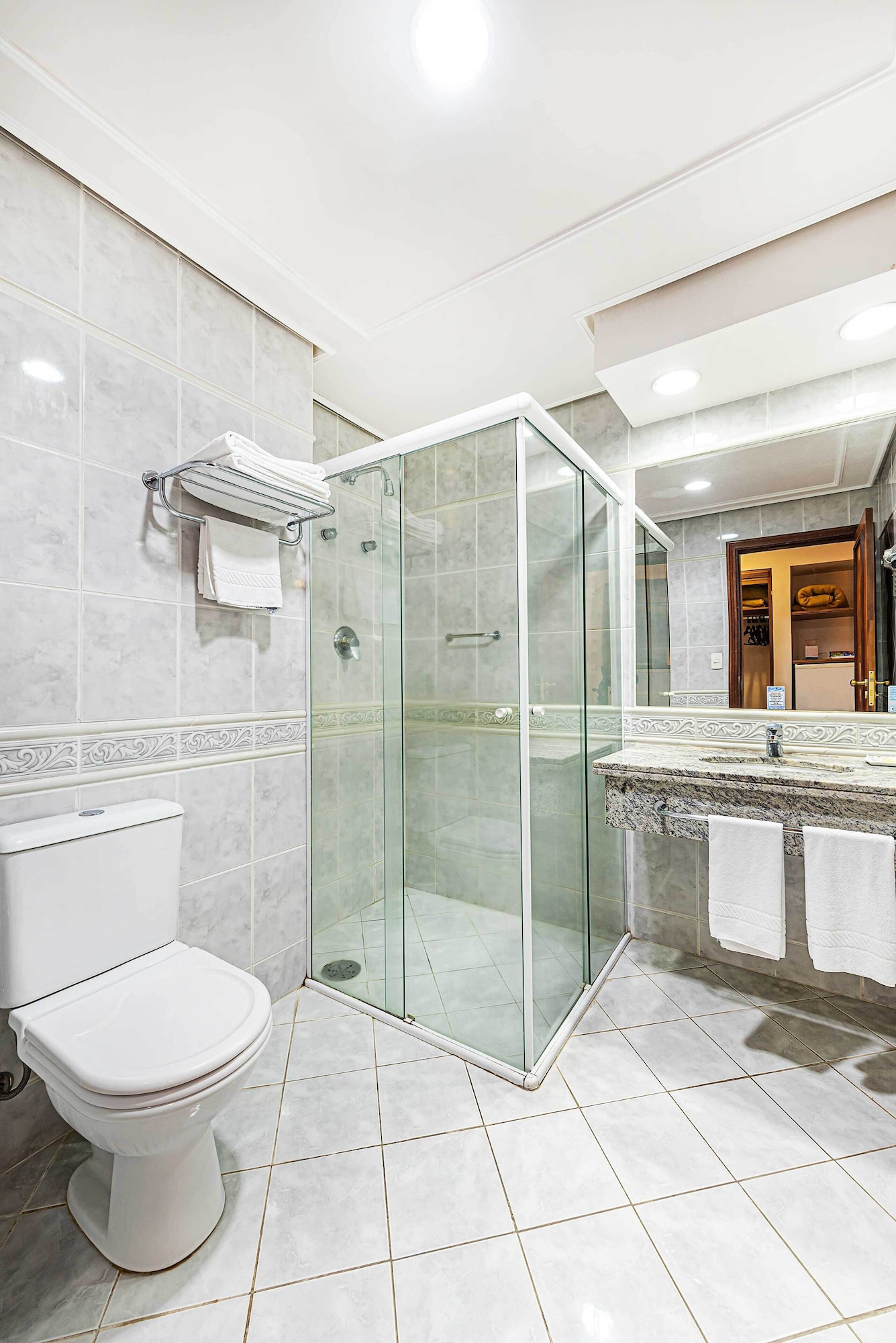 غرفة قياسية بسريرين منفصلين، Euro Suite Campinas by Nacional Inn 8/10