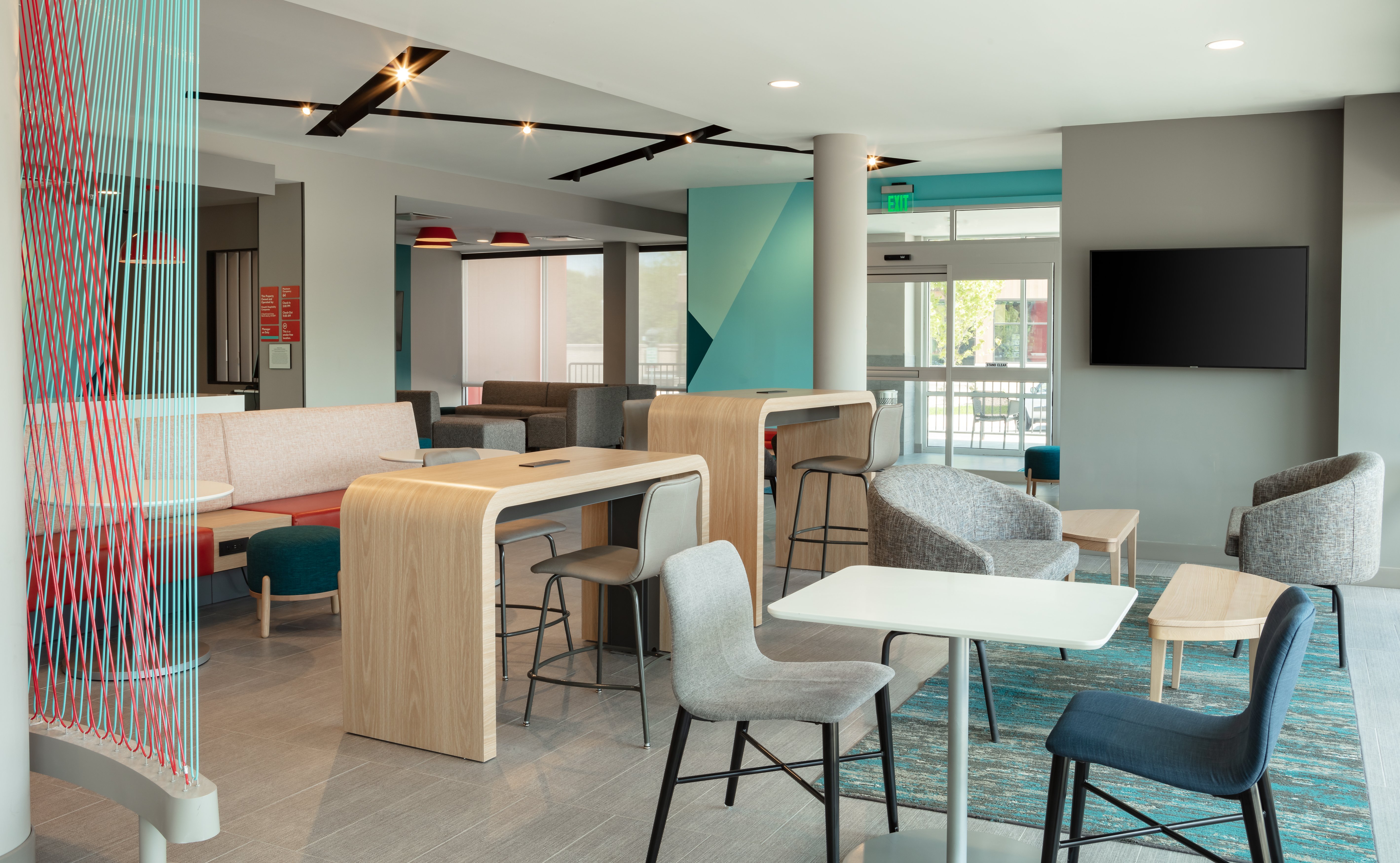 Avid Hotels Madison - Monona 24/33