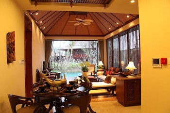 Shixishu Jianguo Yalong Bay Resort Hotel 32/39