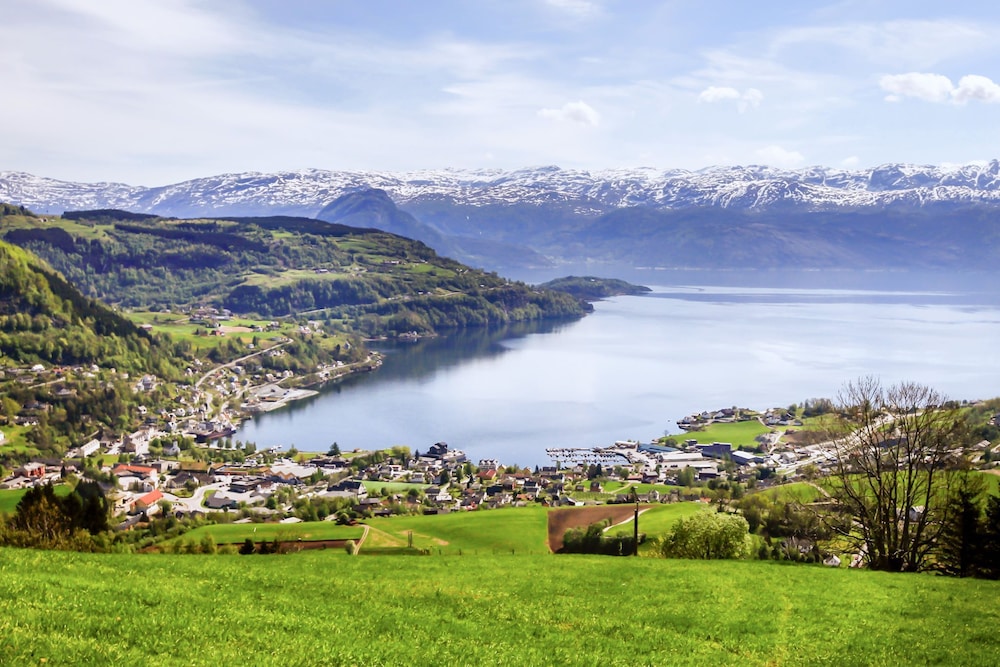 Hardangerfjord Hotel 43/55