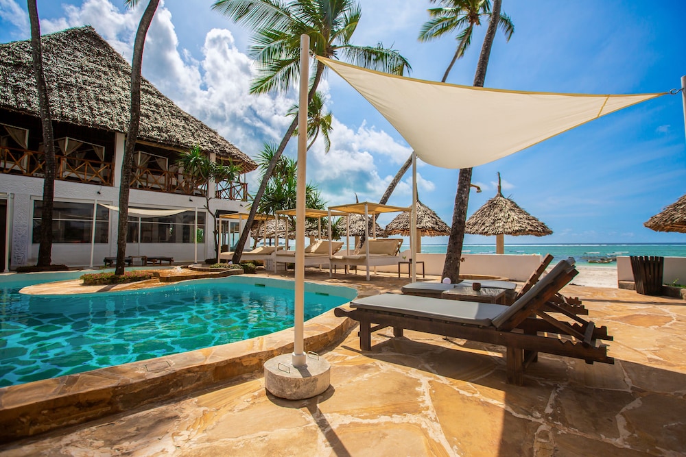AHG Dreams Bay Beach Hotel - Adults Only 41/45