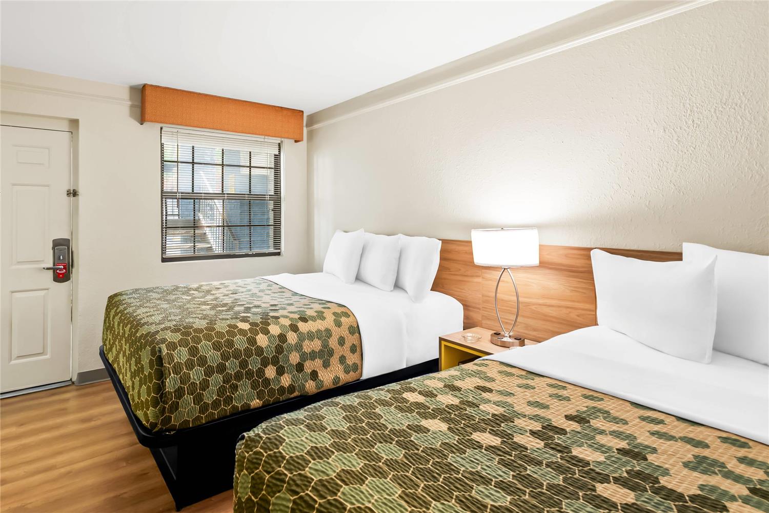 Econo Lodge Augusta North - Washington Road 13/31