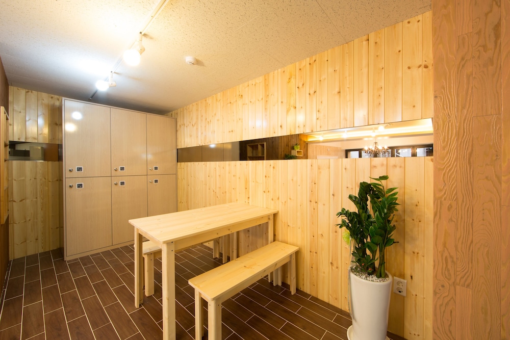 Guest House The Hill 4/41