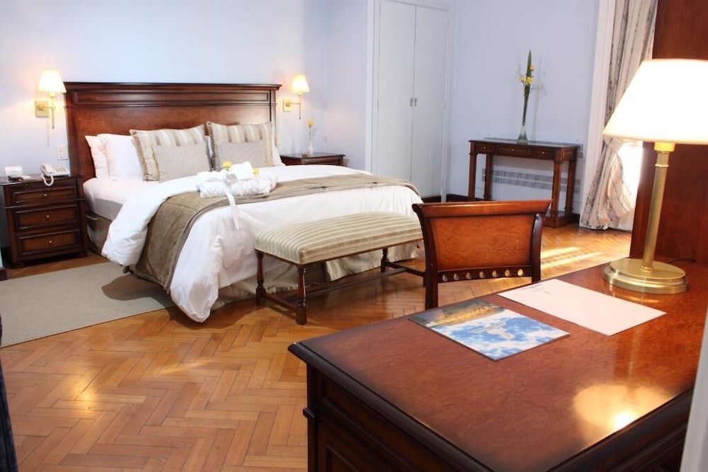 Hotel Colonial San Nicolas 25/48