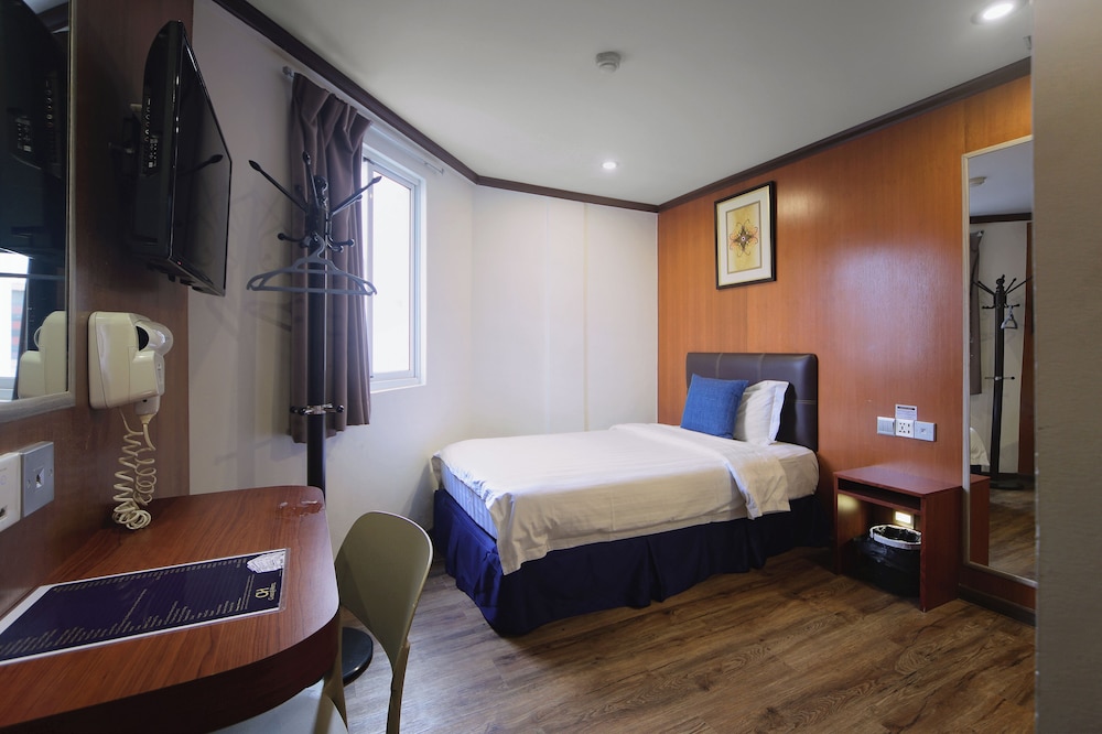 Chimera Hotel 18/33