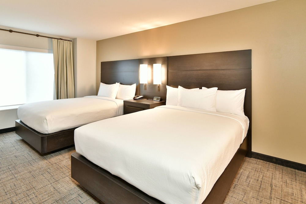 Residence Inn by Marriott Eau Claire 9/54