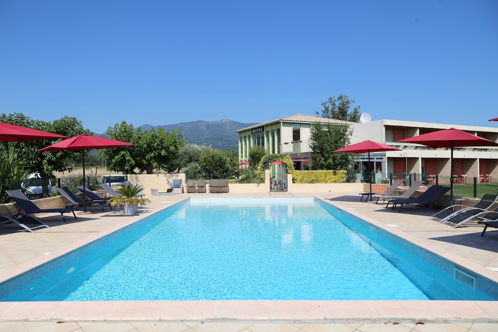 Hotel Les Jardins de La Madrague 1/65