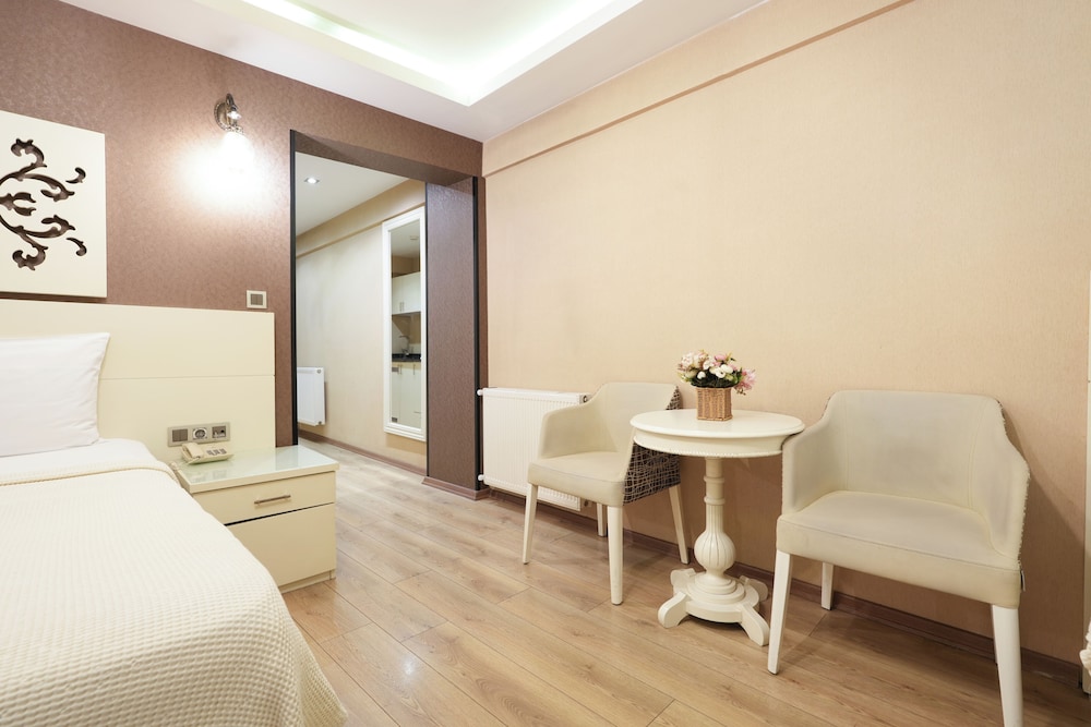 Rooms Inn Taxim 12/70