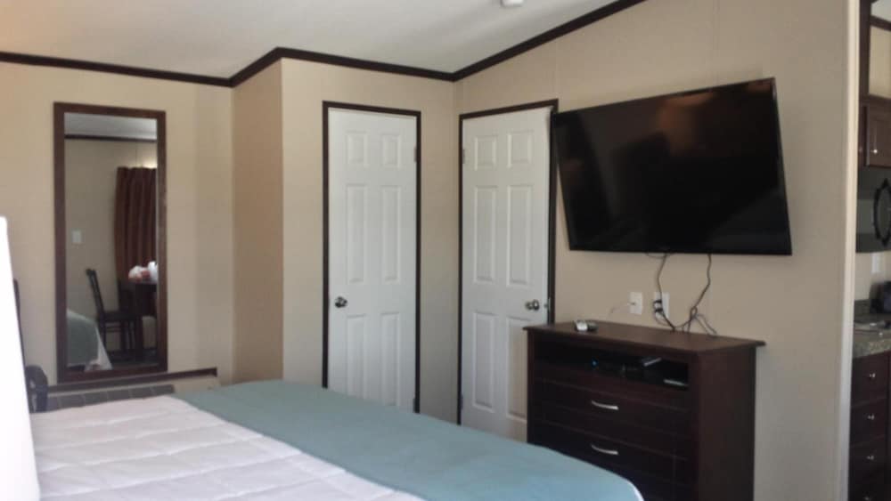 Instalodge Hotel And Suites 5/34