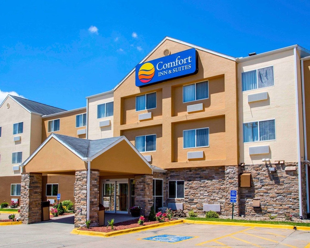 Comfort Inn and Suites Coralville 1/49