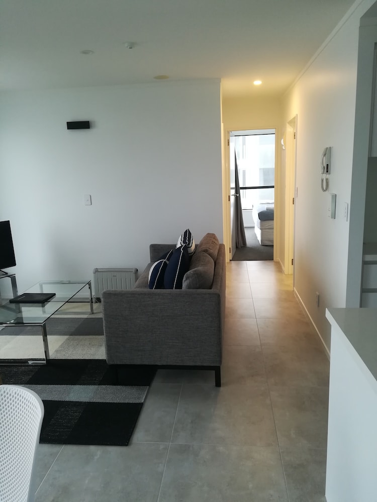 The Atrium Apartments 34/50
