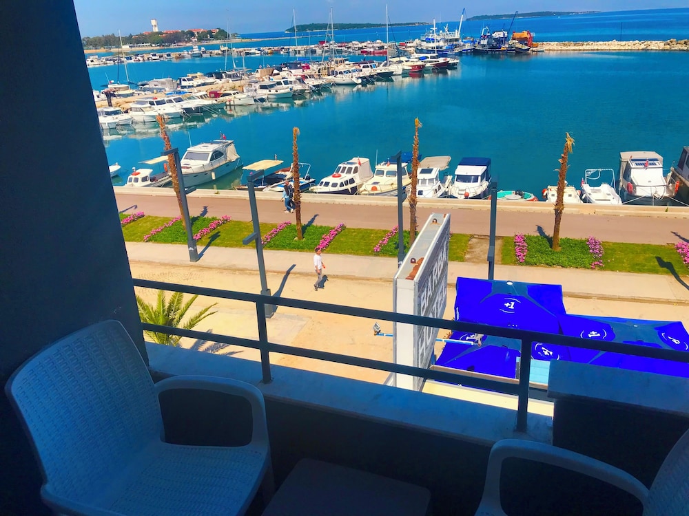 Barba Otel 41/49