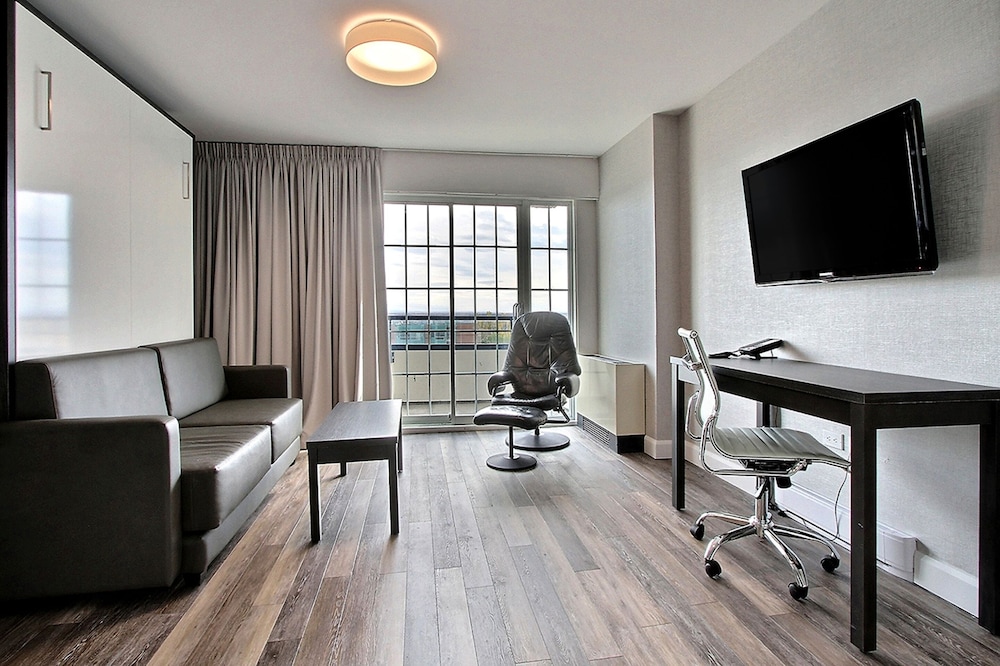 Classique Hotel 43/65