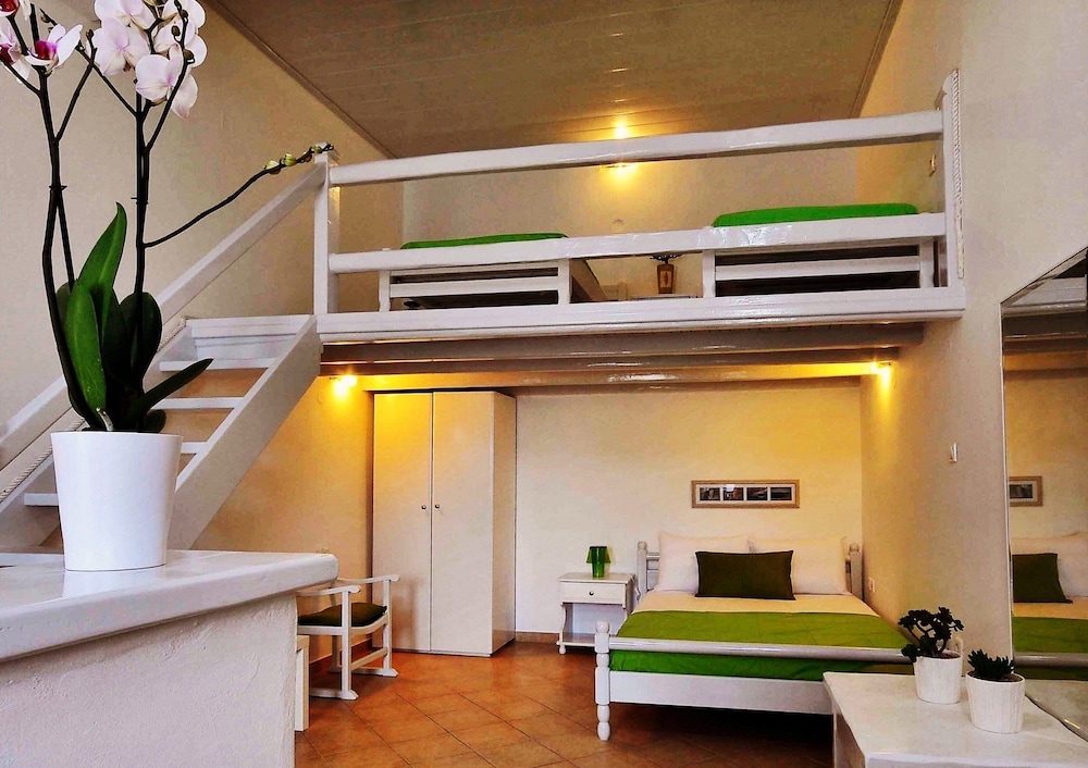IRENE'S RESIDENCE 22/50