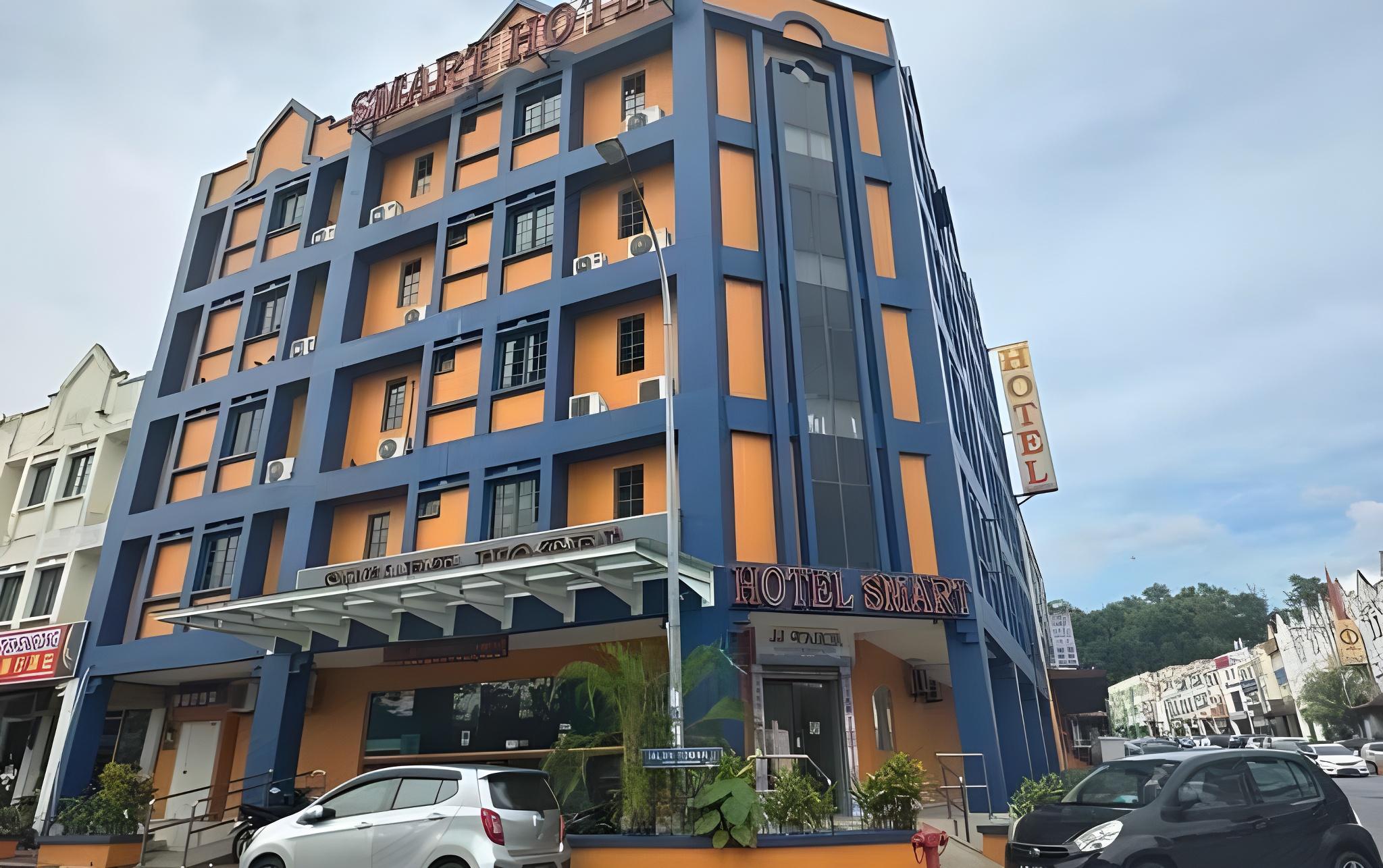 Smart Hotel 12/44