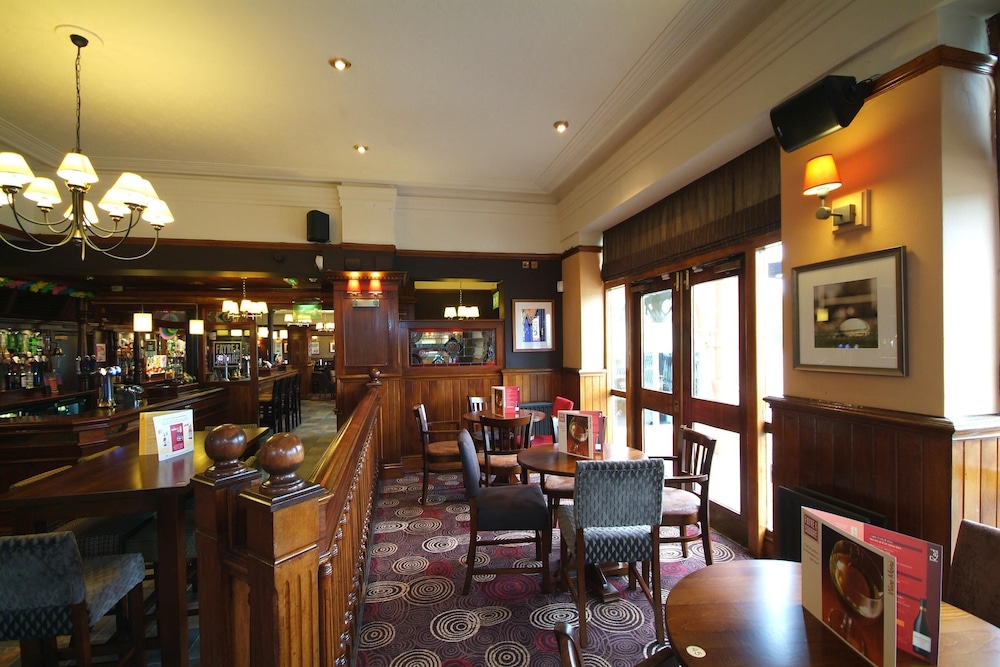Premier Inn Bolton West 34/43