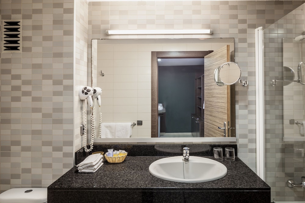 Aqua Hotel Bertran - Adults Only 26/78