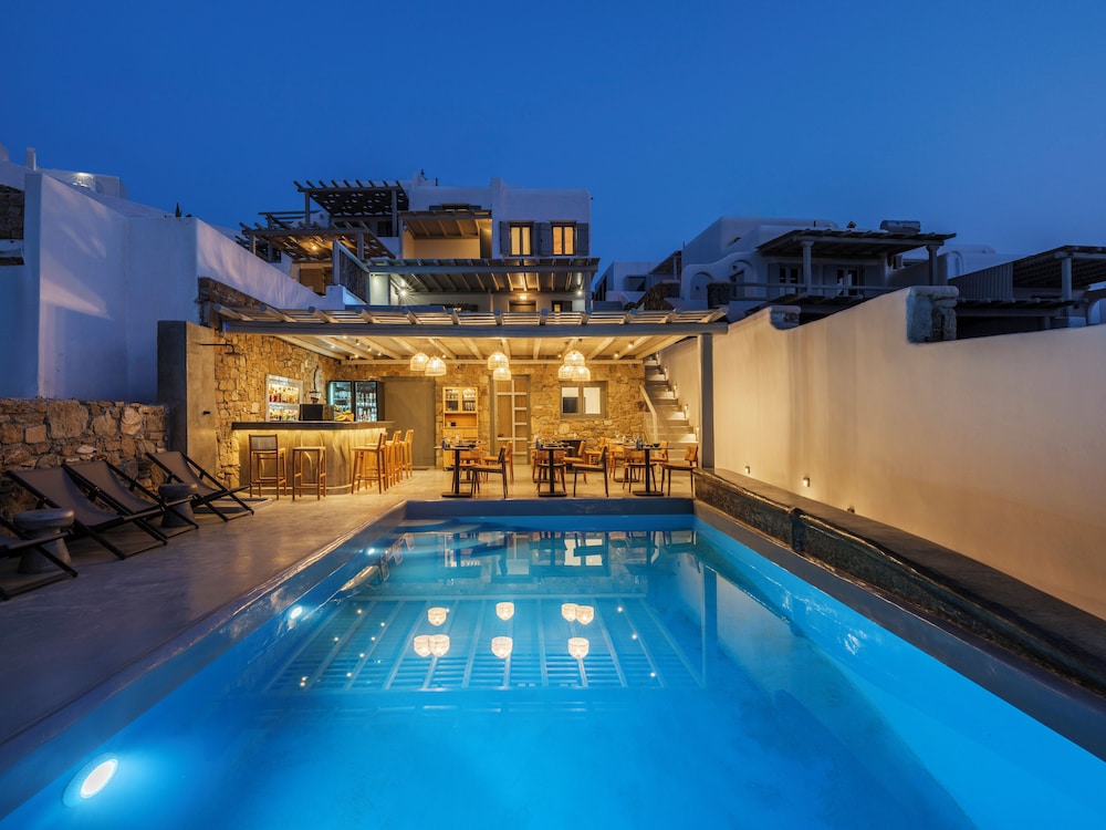 Mykonos Residence Villas & Suites 4/48