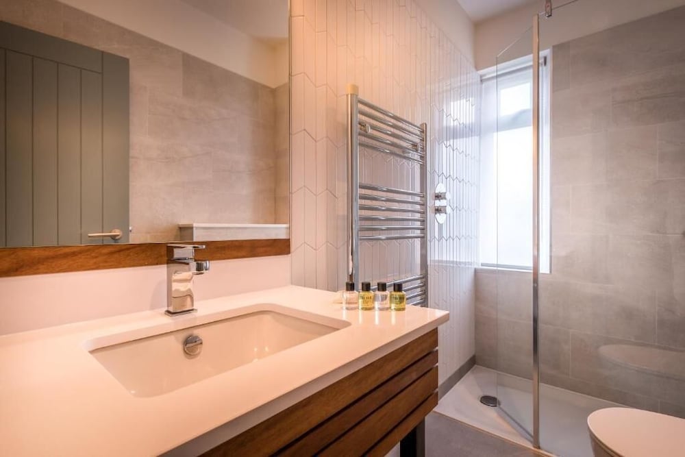 غرفة سوبيريور رباعية بسرير مزدوج مع أريكة، Sligachan Hotel 10/10