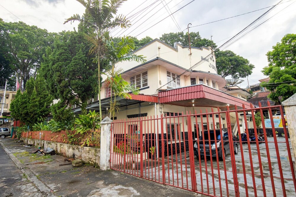 Hotel Jogja Bukittinggi 1/50