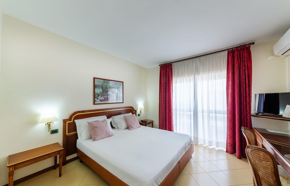Hotel Sakura, Sure Hotel Collection by Best Western 26/66