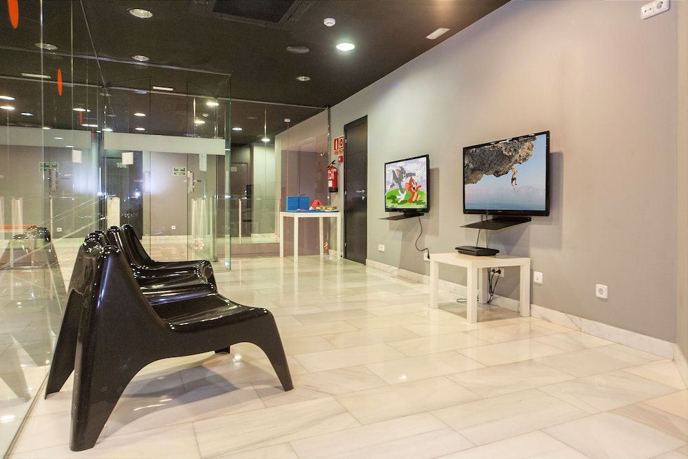 Barna House Hotel 42/50
