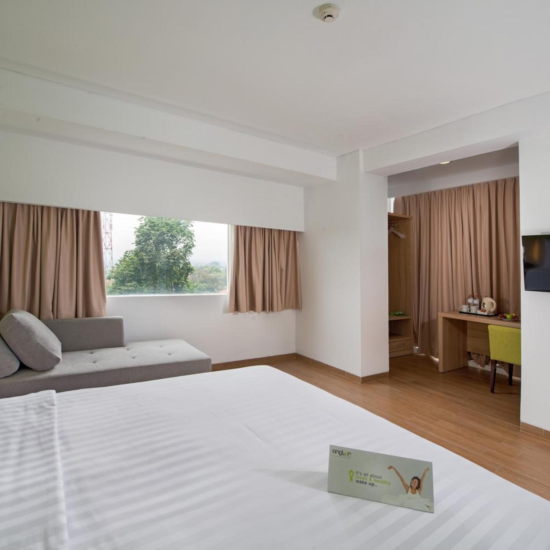 Deluxe, Double Bed