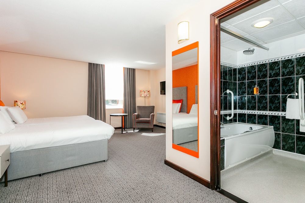Cedar Court Hotel Harrogate 18/59