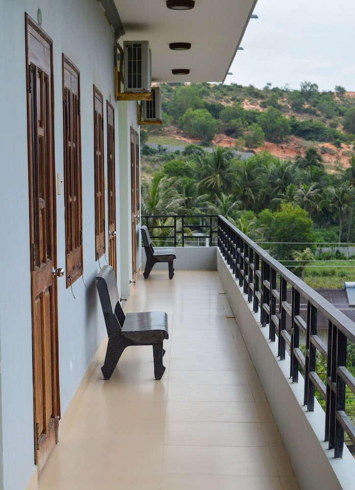 Cat Tien Guesthouse 59/61