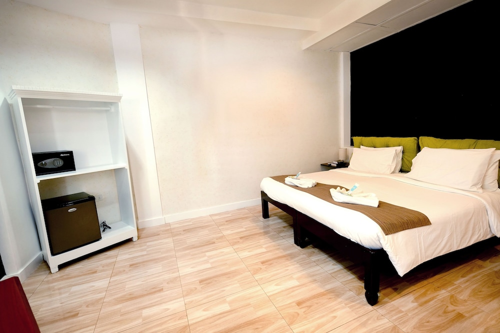 Pescadores Seaview Suites 22/72