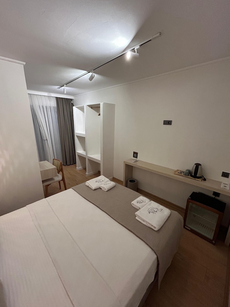 La Luna Otel Cunda 19/50