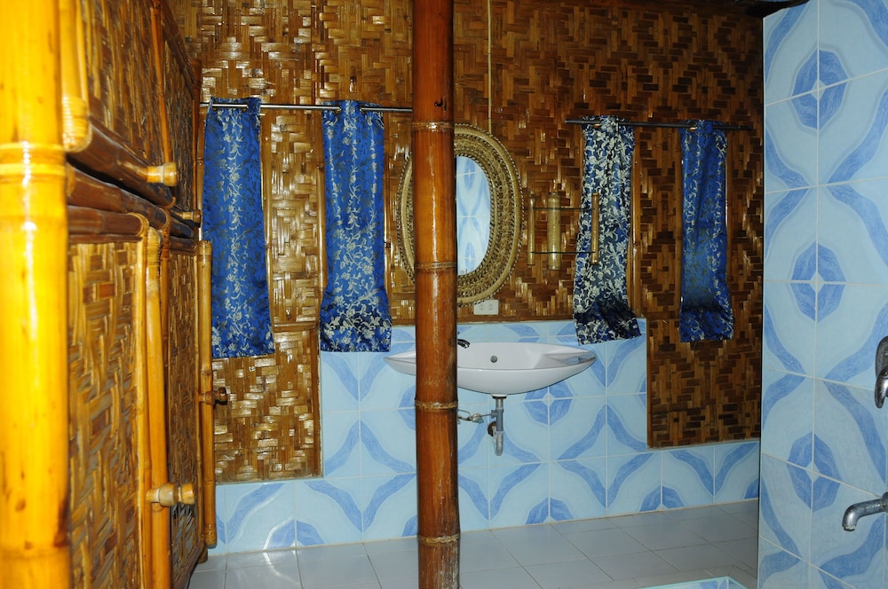The Coral Blue Oriental Beach Villas And Suites 65/65