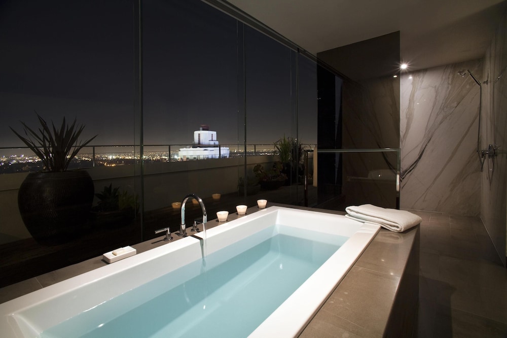 Andaz West Hollywood 43/78