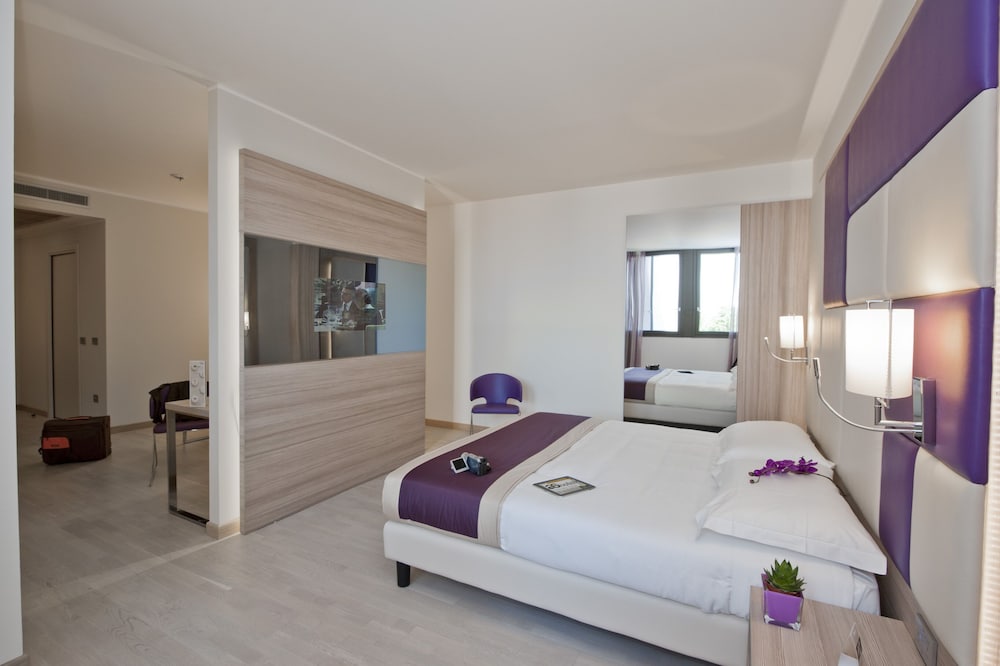 AS Hotel Limbiate Fiera 21/80