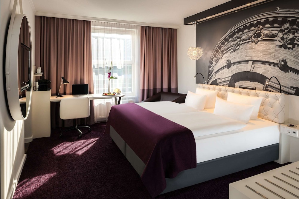 Dorint Kongresshotel Mannheim 18/80