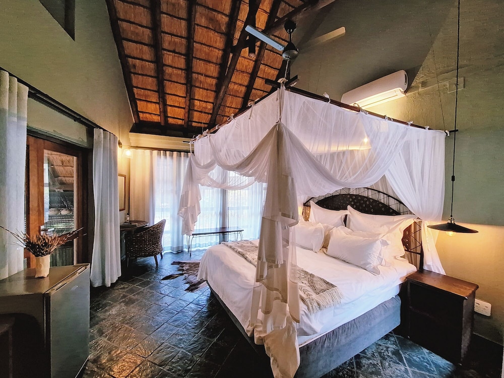 La Lechere Guest House 12/50