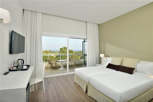 Suite, Sea View