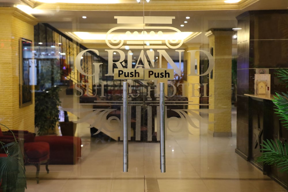 Grand Suites Hotel 7/66