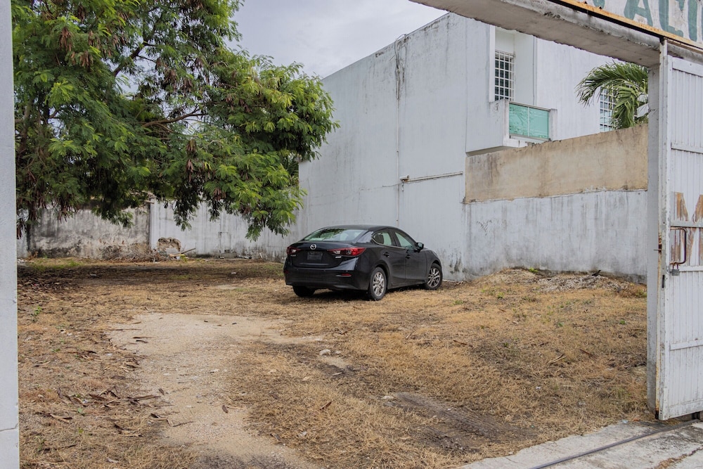 OYO Hotel Marias Aeropuerto Internacional de Chetumal 49/61