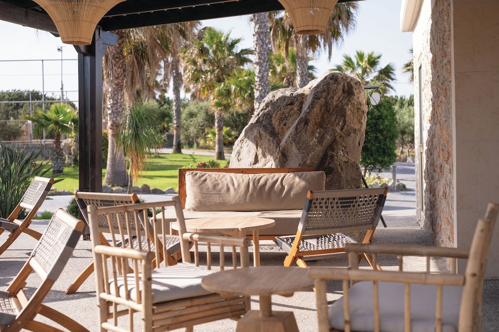 Achilleas Beach Hotel Adults Only 106/120