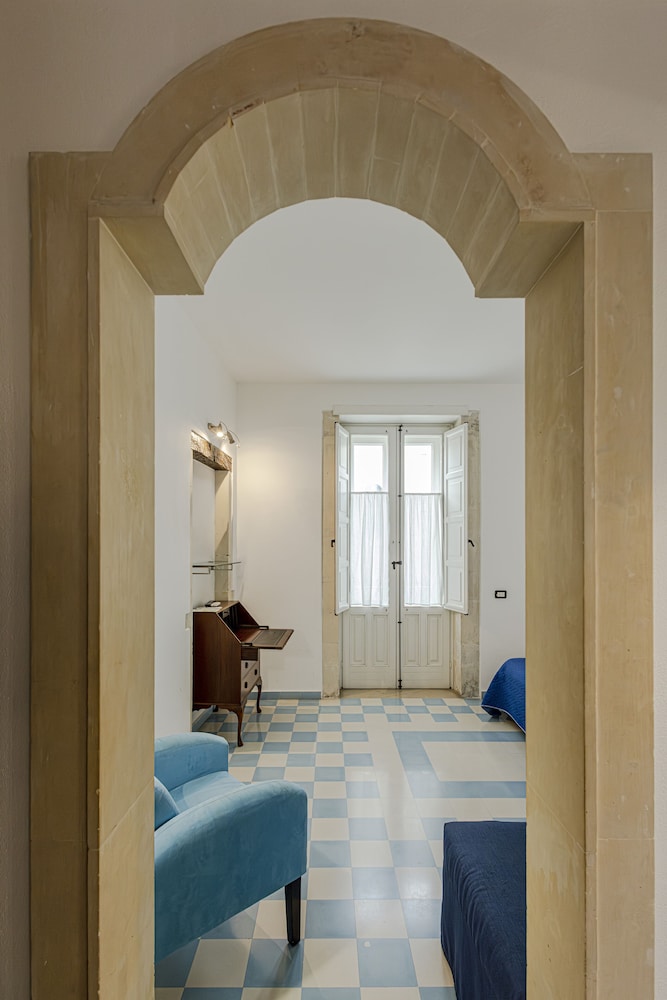 Lakkios Residence B B 39/73