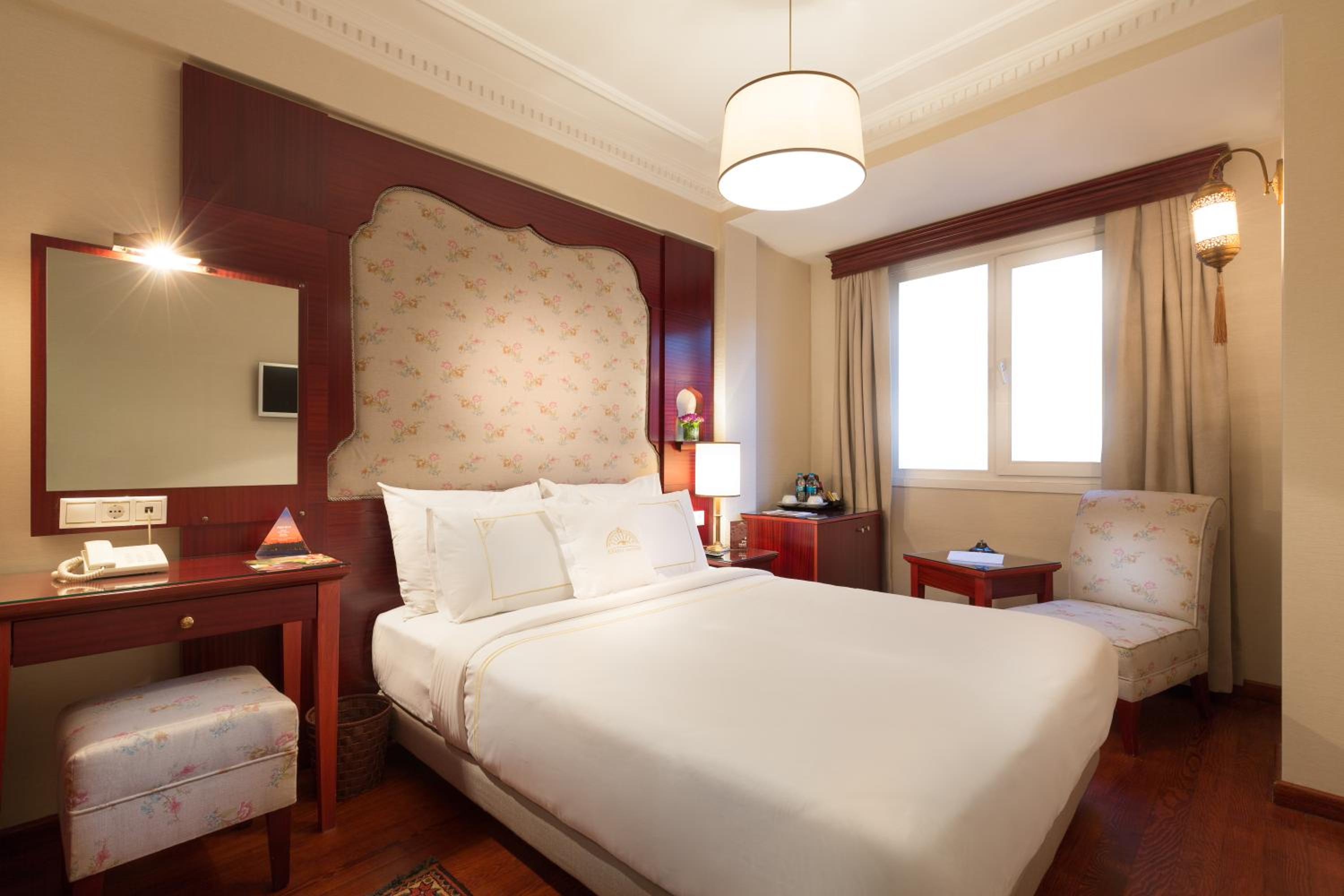 Room, Single, Double Bed
