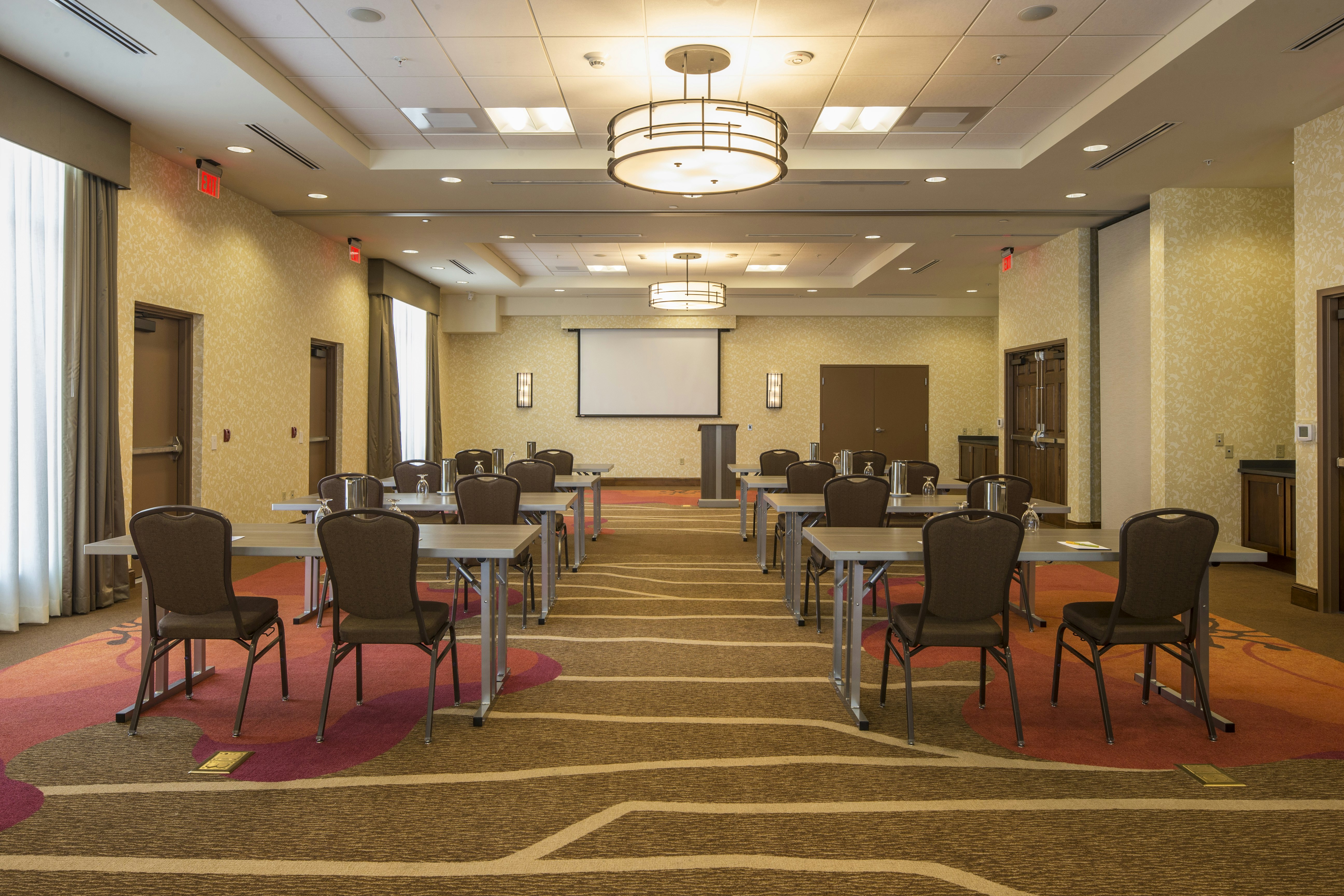Hilton Garden Inn Uniontown 47/51