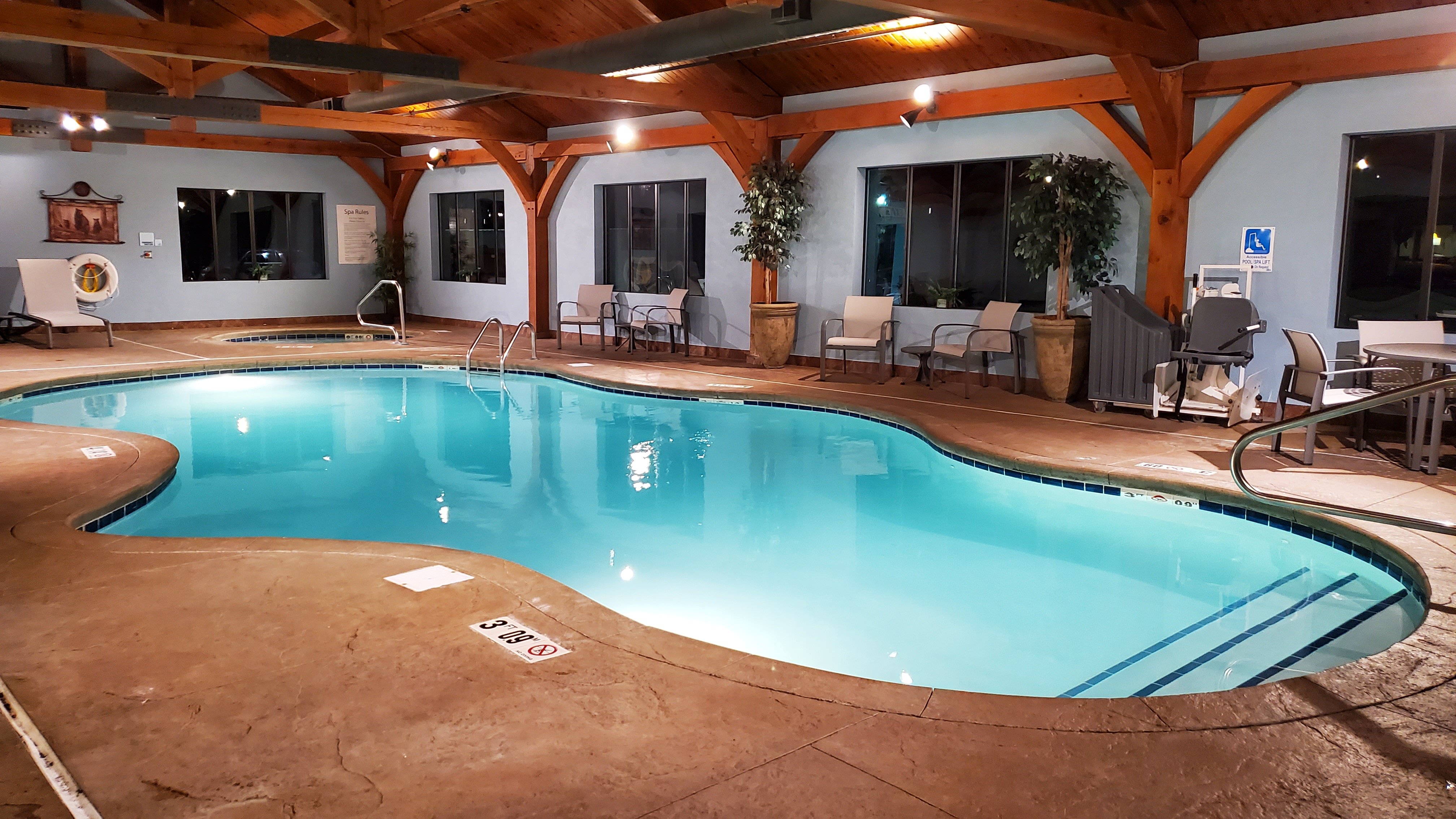Holiday Inn Express Hotel And Suites Donegal 28/43